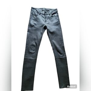 100% Leather skinny pants